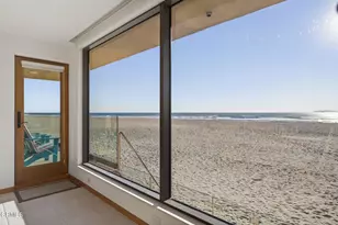 2421 Ocean Dr, Oxnard, CA 93035 - Photo 29