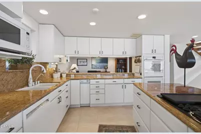 2421 Ocean Drive, Oxnard, CA 93035 - Photo 9