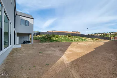 11944 N Red Hawk Lane, Porter Ranch, CA 91326 - Photo 5