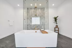 11944 N Red Hawk Ln, Porter Ranch, CA 91326 - Photo 31