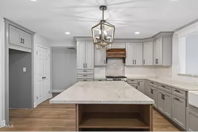 165 Hoover Avenue, Ventura, CA 93003 - Photo 7