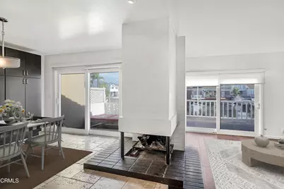 2010 Kingsbridge Way, Oxnard, CA 93035 - Photo 11