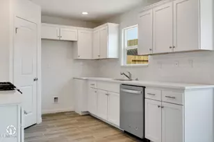 715 Sammy Wy, Shafter, CA 93263 - Photo 13