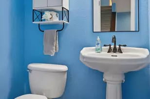 699 County Square Dr, Ventura, CA 93003 - Photo 23