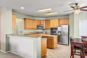 10804 Eagle Vista Dr, Bakersfield, CA 93311 - Photo 21