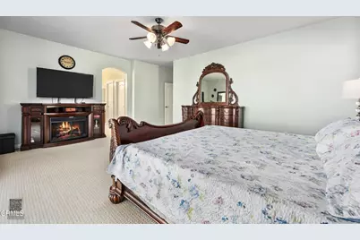 10804 Eagle Vista Drive, Bakersfield, CA 93311 - Photo 29