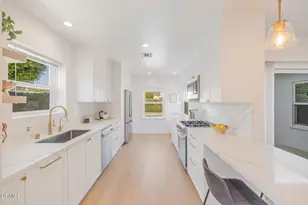 12435 Huston St, Los Angeles, CA 91607 - Photo 19