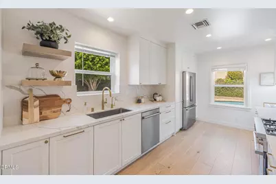 12435 Huston Street, Los Angeles, CA 91607 - Photo 3