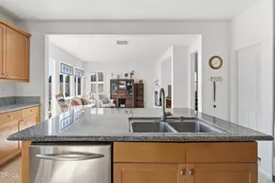 226 Morning Breeze Ln, Port Hueneme, CA 93041 - Photo 13