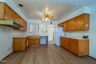 304 Moultrie Pl, Santa Paula, CA 93060 - Photo 5