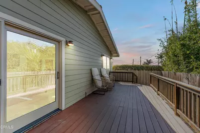 7035 Oxnard Avenue, Ventura, CA 93001 - Photo 27