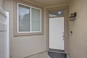 231 Calle Orovista, Camarillo, CA 93012 - Photo 3
