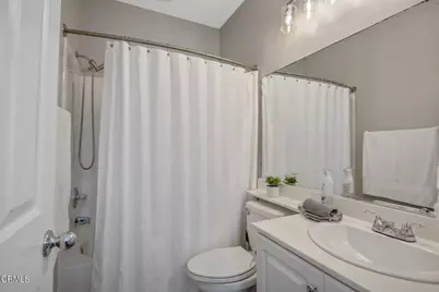 231 Calle Orovista, Camarillo, CA 93012 - Photo 23