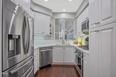 231 Calle Orovista, Camarillo, CA 93012 - Photo 13