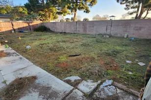 4710 Clover Dr, Oxnard, CA 93033 - Photo 3