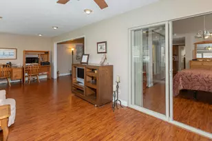 30110 Village 30, Camarillo, CA 93012 - Photo 21