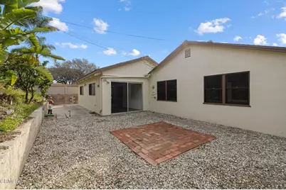 6073 Fremont Street, Ventura, CA 93003 - Photo 31