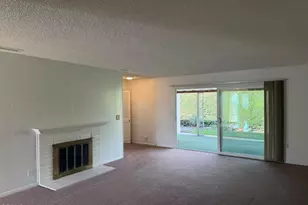 257 E Garden Green, Port Hueneme, CA 93041 - Photo 5