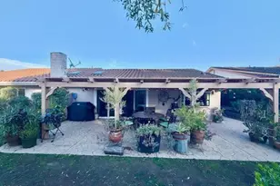 219 Castilian Ave, Newbury Park, CA 91320 - Photo 27