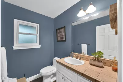 219 Castilian Avenue, Newbury Park, CA 91320 - Photo 13