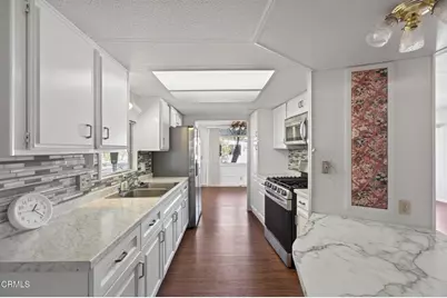 125 Frost Circle #125, Ventura, CA 93003 - Photo 5