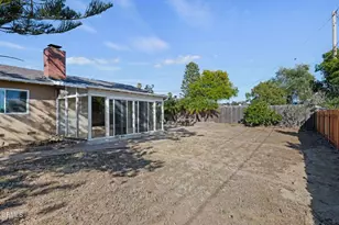 5632 Pembroke St, Ventura, CA 93003 - Photo 15