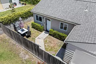 130 132 Virginia Dr, Ventura, CA 93003 - Photo 25