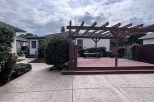 715 W Robert Ave, Oxnard, CA 93030 - Photo 23