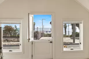 809 E Front St, Ventura, CA 93001 - Photo 19