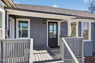 809 E Front St, Ventura, CA 93001 - Photo 41