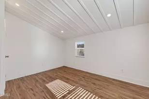 809 E Front St, Ventura, CA 93001 - Photo 49