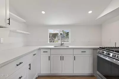 809 E Front Street, Ventura, CA 93001 - Photo 45