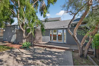 809 E Front Street, Ventura, CA 93001 - Photo 27
