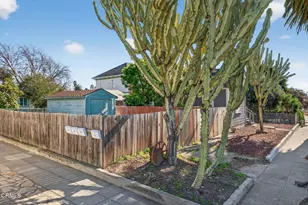 809 E Front St, Ventura, CA 93001 - Photo 69