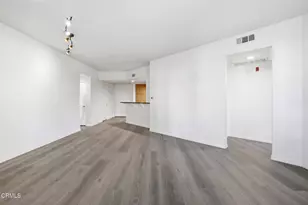 259 Riverdale Ct, Camarillo, CA 93012 - Photo 3