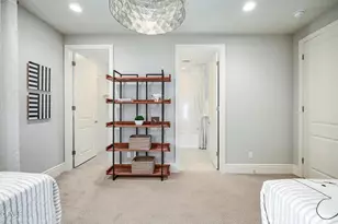 8300 Mariposa Ct, Los Angeles, CA 91304 - Photo 45