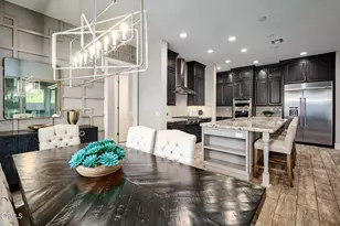 8300 Mariposa Ct, Los Angeles, CA 91304 - Photo 21