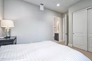 8300 Mariposa Ct, Los Angeles, CA 91304 - Photo 51