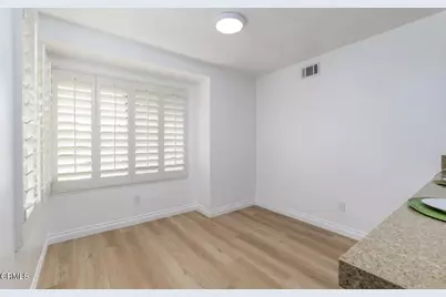 42025 Village 42, Camarillo, CA 93012 - Photo 23