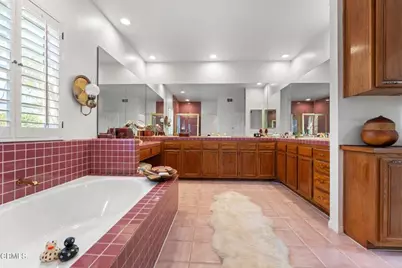 24006 Clarington Drive, West Hills, CA 91304 - Photo 39