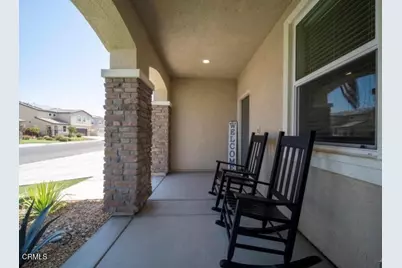 5829 Commonwealth Avenue, Bakersfield, CA 93313 - Photo 3