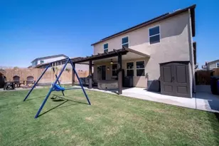 5829 Commonwealth Ave, Bakersfield, CA 93313 - Photo 9