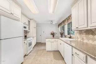 26109 Village 26, Camarillo, CA 93012 - Photo 11