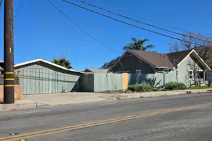 201 E Ventura St, Santa Paula, CA 93060 - Photo 3