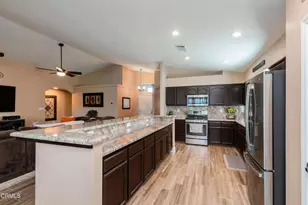 4813 Smokey Mountain Way, Bakersfield, CA 93312 - Photo 11