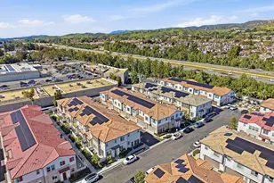 2579 Little Rock Lane, Simi Valley, CA 93065 - Photo 61