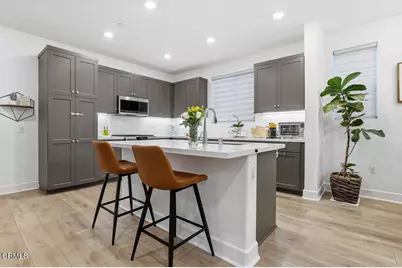 2579 Little Rock Lane, Simi Valley, CA 93065 - Photo 15