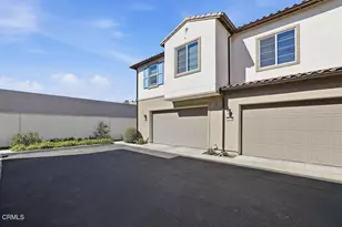 2579 Little Rock Lane, Simi Valley, CA 93065 - Photo 47