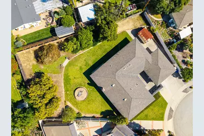 194 Dean Court, Ventura, CA 93003 - Photo 35