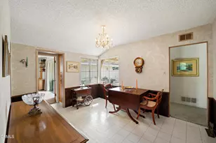 194 Dean Ct, Ventura, CA 93003 - Photo 13